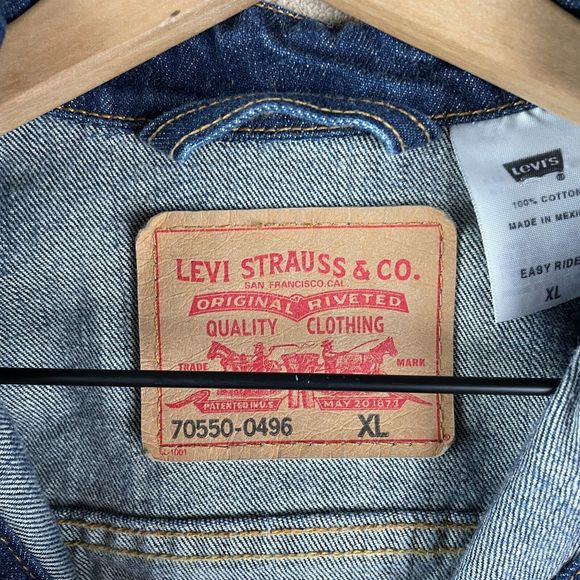 Levis Jacket Mens Extra Large Easy Rider Denim Medium Wash Trucker XL Biker Logo - Picture 11 of 16